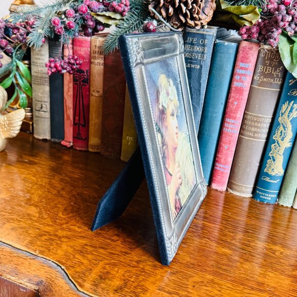 Vintage Silver Frame with Pretty Girl 5 X 7 - Picture 8 of 11